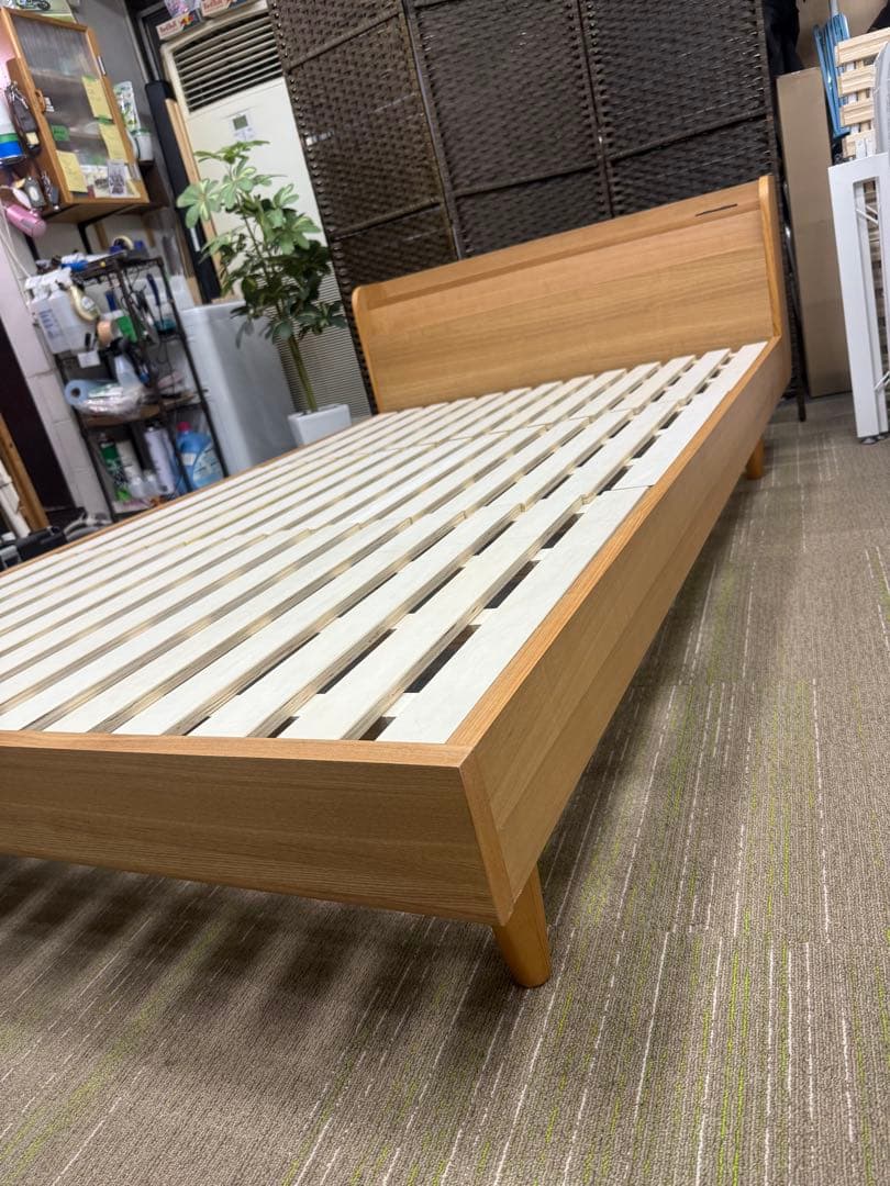 オッスラです！【超美品】Märikka マリッカ　すのこベッド　セミダブル