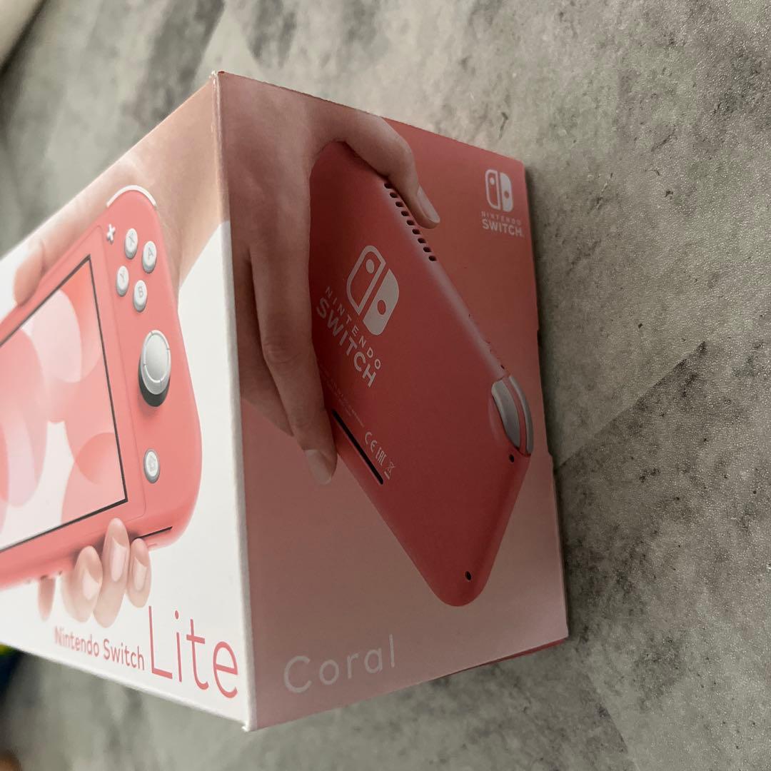 Nintendo Switch Lite ピンク/コーラル
