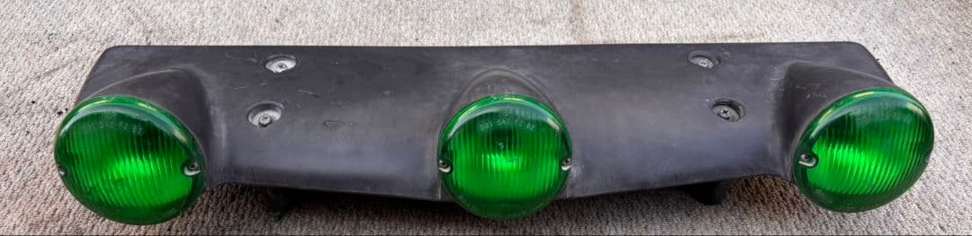 レトロ デコトラ 日野ドルフィン用 速度灯 緑レンズ 3連