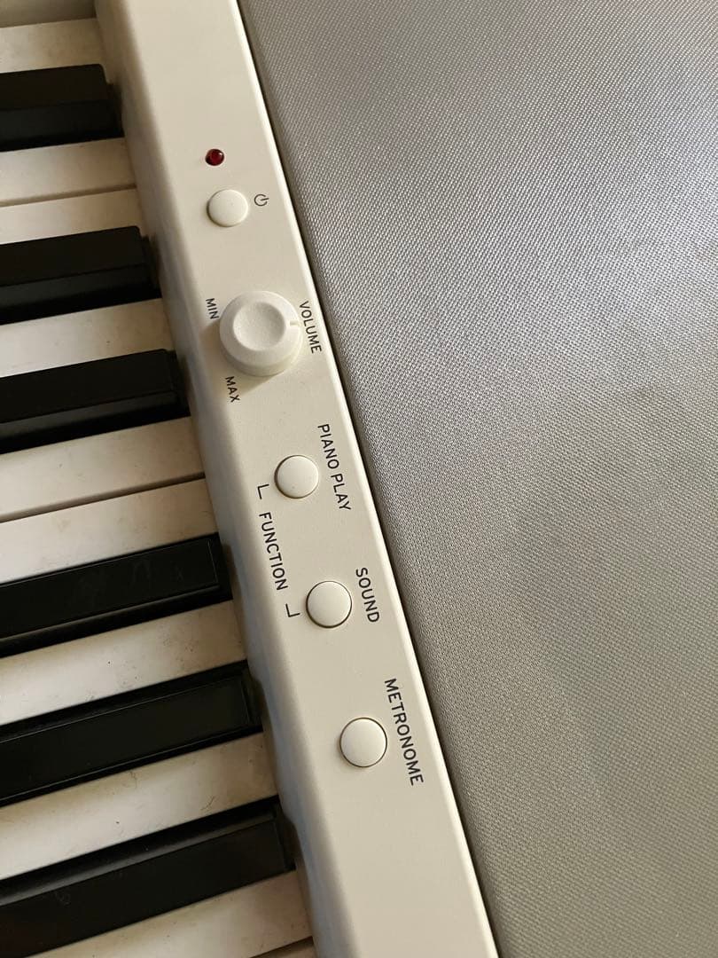 KORG ホワイト　B1 DIGITAL PIANO デジタルピアノ