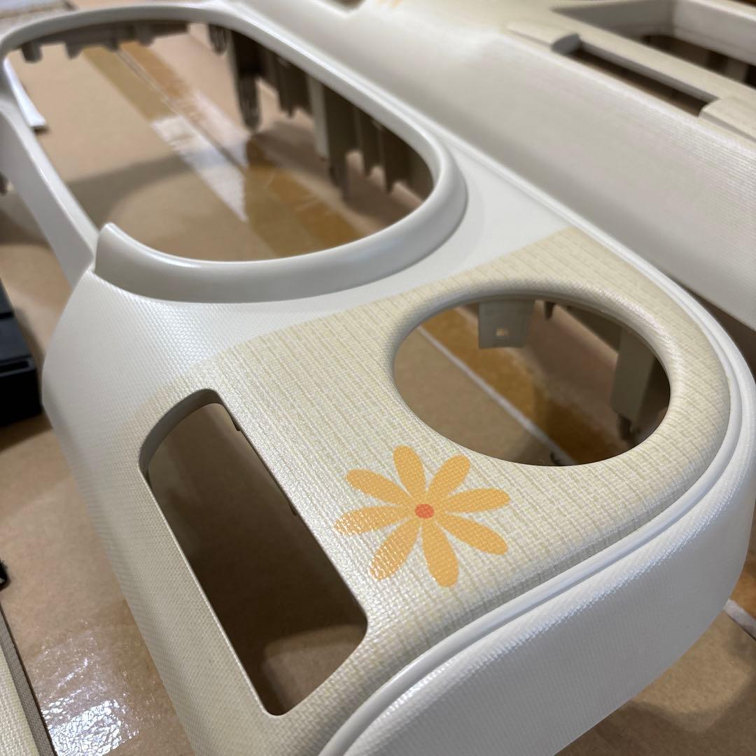 たぬきち！ミラココア✴ダイハツ純正✴カラーリングインパネ✴かわいい花柄