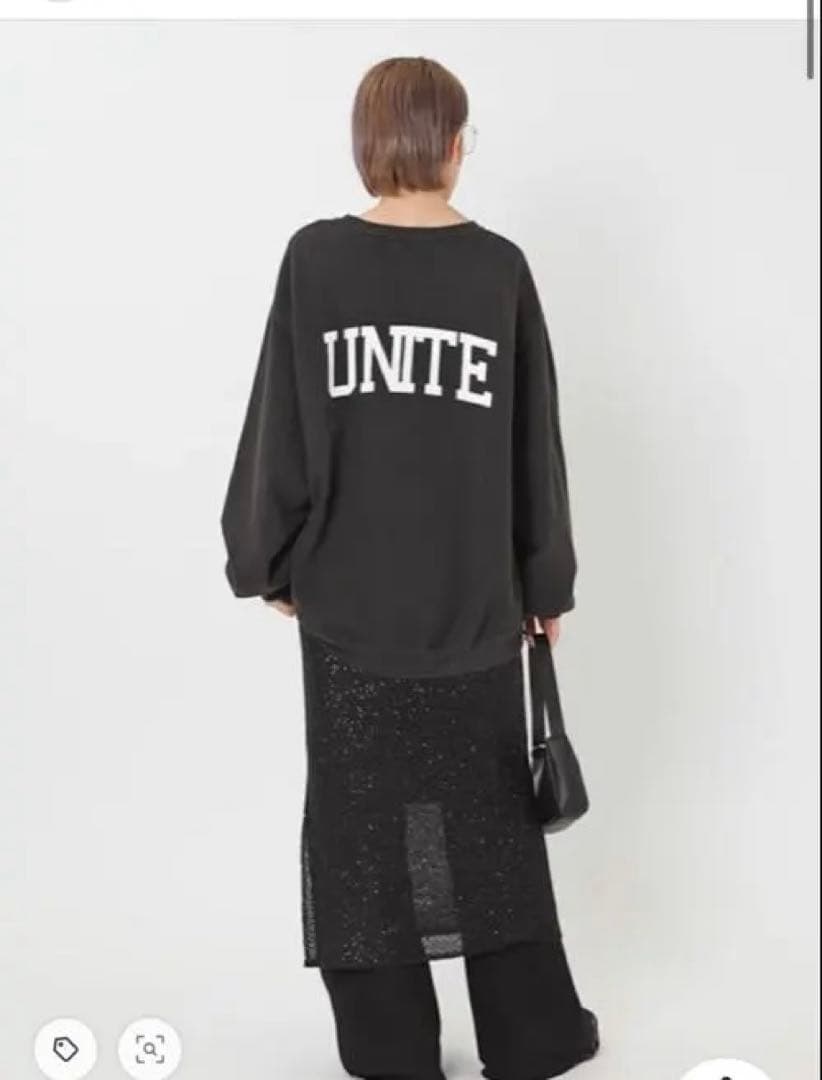 アパルトモントUNITEプリント ブラック スウェット