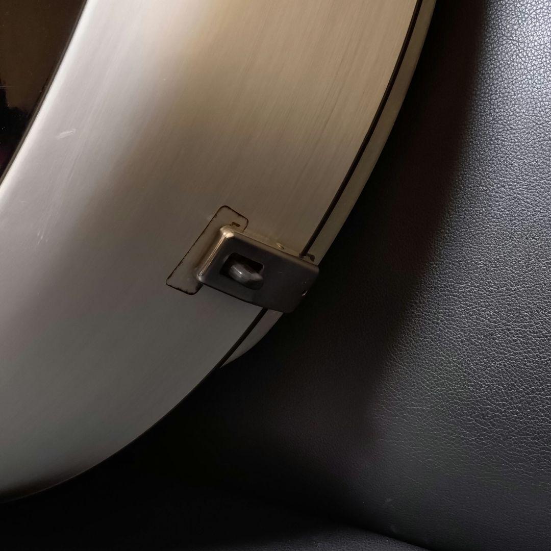 スズキ 純正 ジムニー ランドベンチャー 10型 タイヤカバー 黒 ヘコみ あり