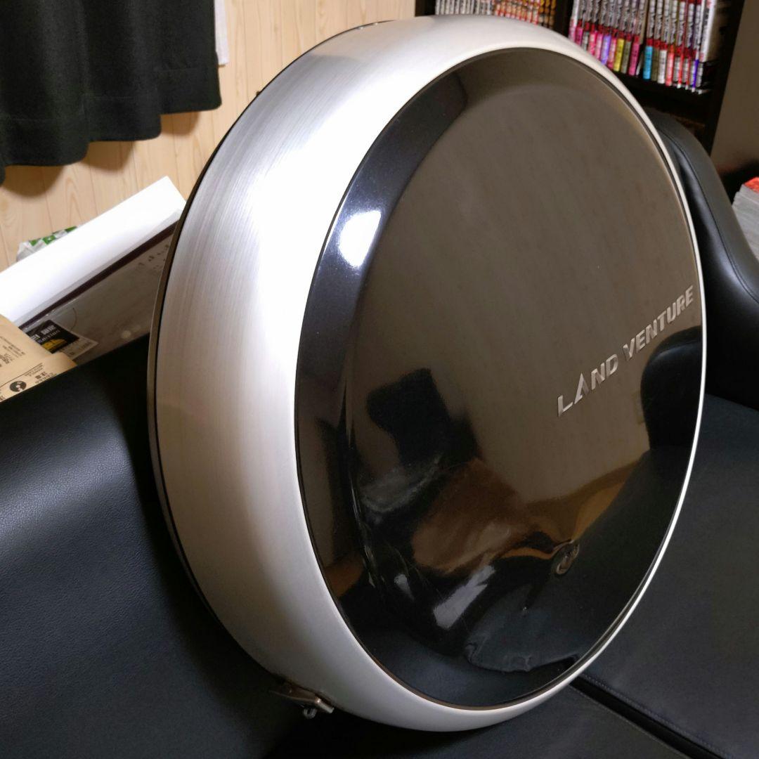 スズキ 純正 ジムニー ランドベンチャー 10型 タイヤカバー 黒 ヘコみ あり