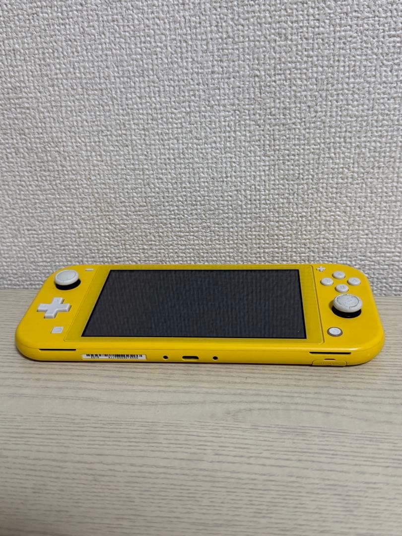 Nintendo Switch Lite イエロー 2019