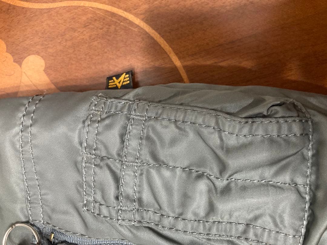 ALPHA MA-1 フライトジャケット N2B レアなデザイン