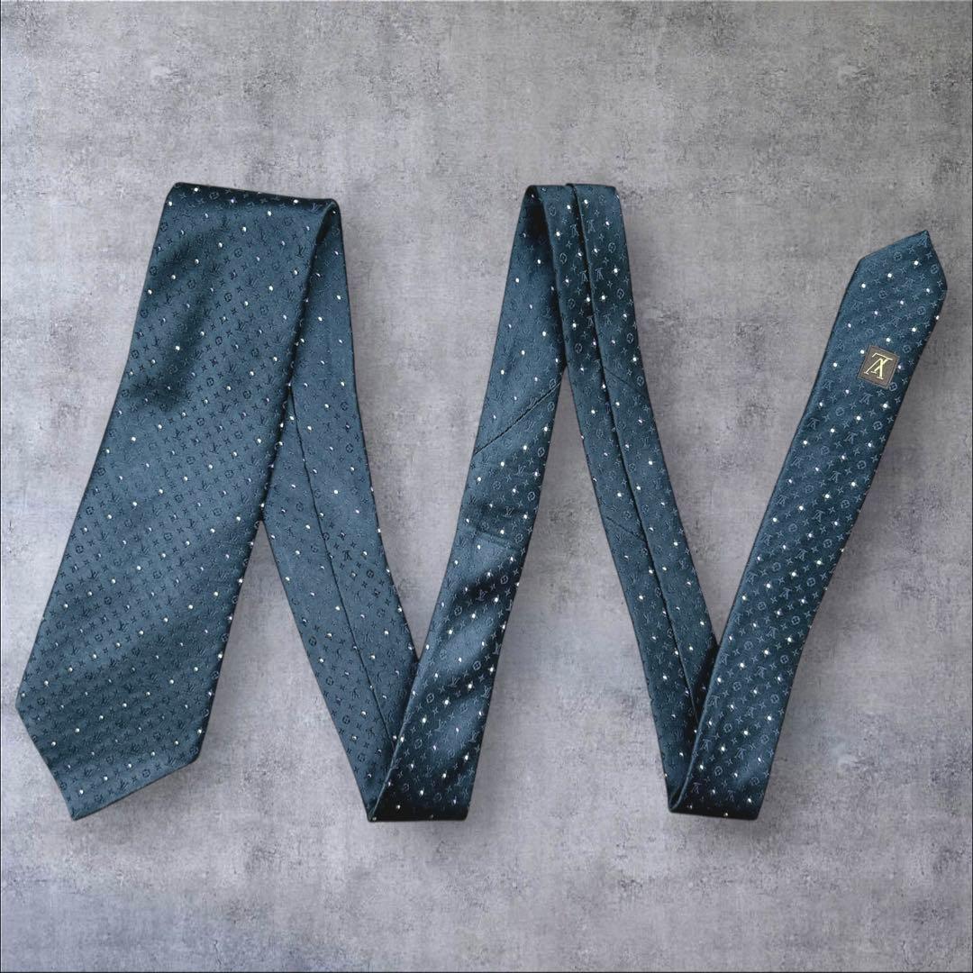 美品　LOUIS VUITTON ネクタイ　モノグラム　ネイビー　クリーニング済