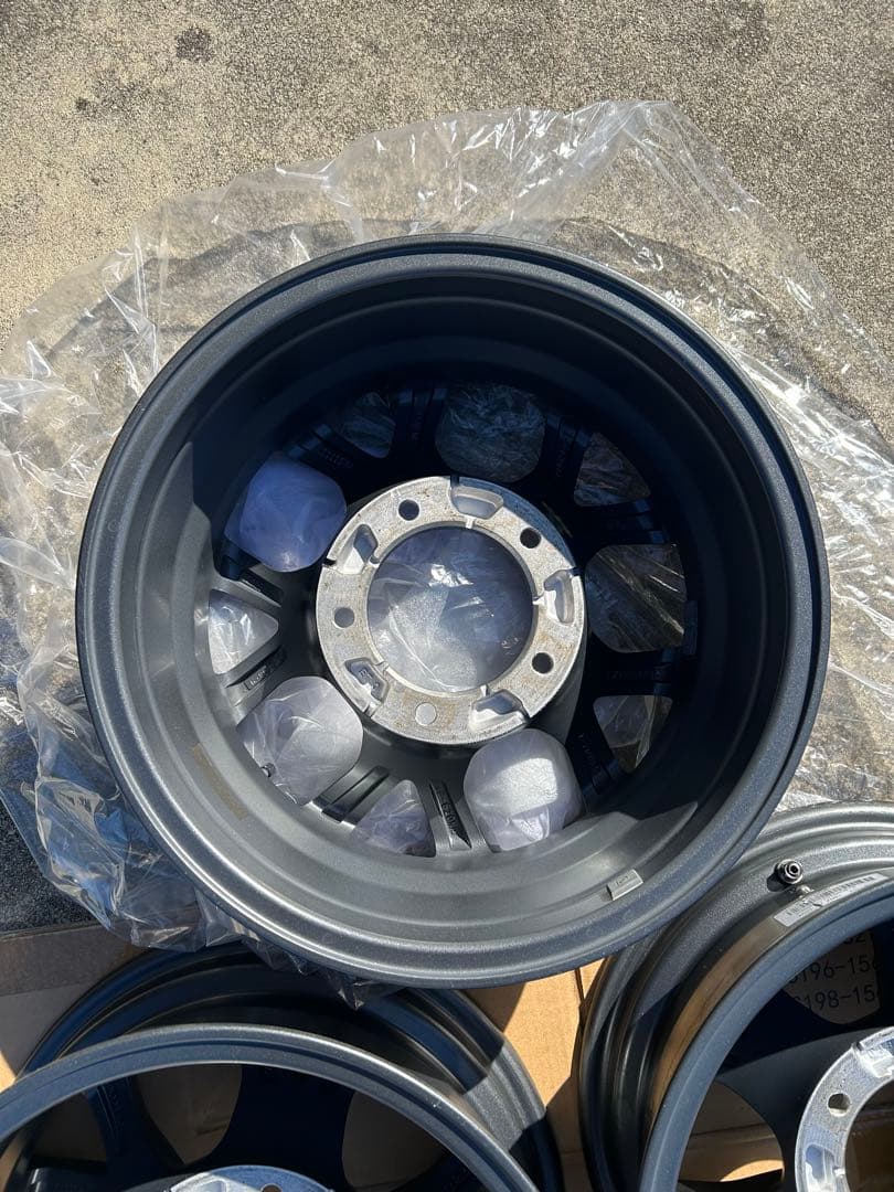 ジムニーシエラ　社外ホイール15インチ　引き取り限定　15×6J ガンメタ