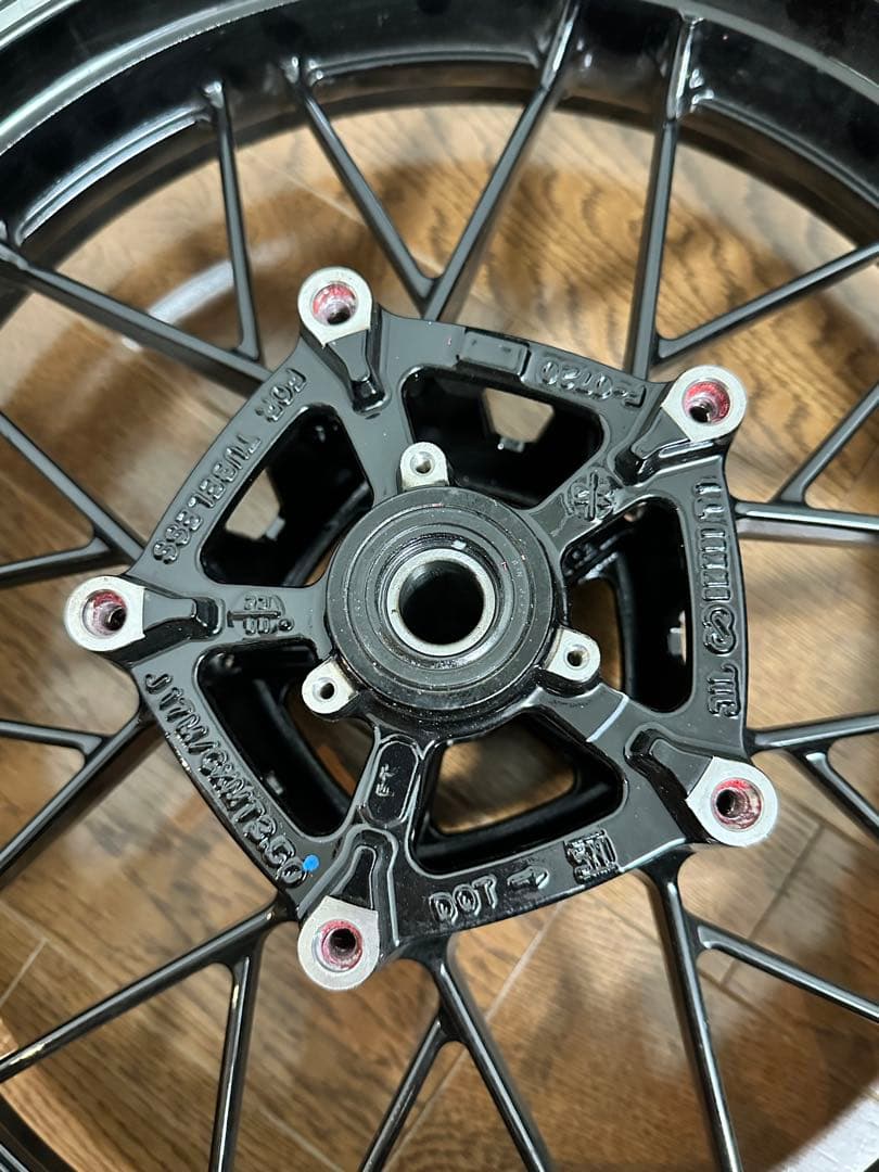 【KAWASAKI】z650rs 純正ホイール フロントリアセット