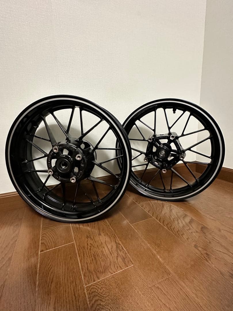 【KAWASAKI】z650rs 純正ホイール フロントリアセット