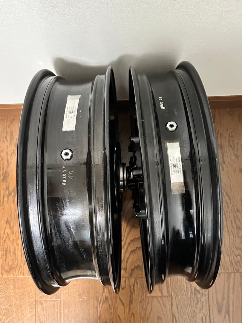 【KAWASAKI】z650rs 純正ホイール フロントリアセット