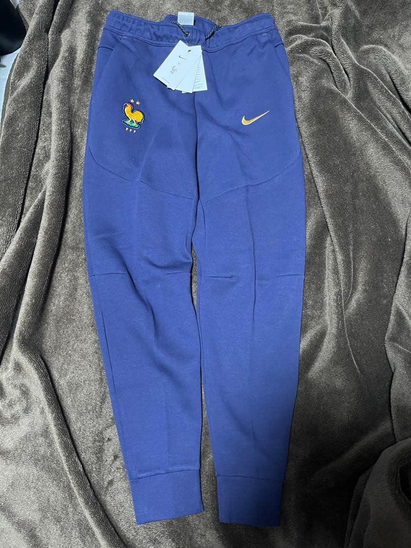 NIKE フランス代表　テックフリース パンツ