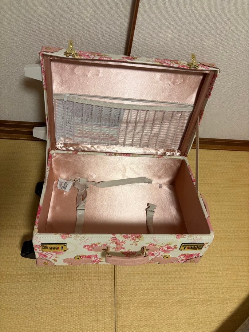 【美品】LIZLISA限定 マイメロディコラボ オリジナル キャリーケース