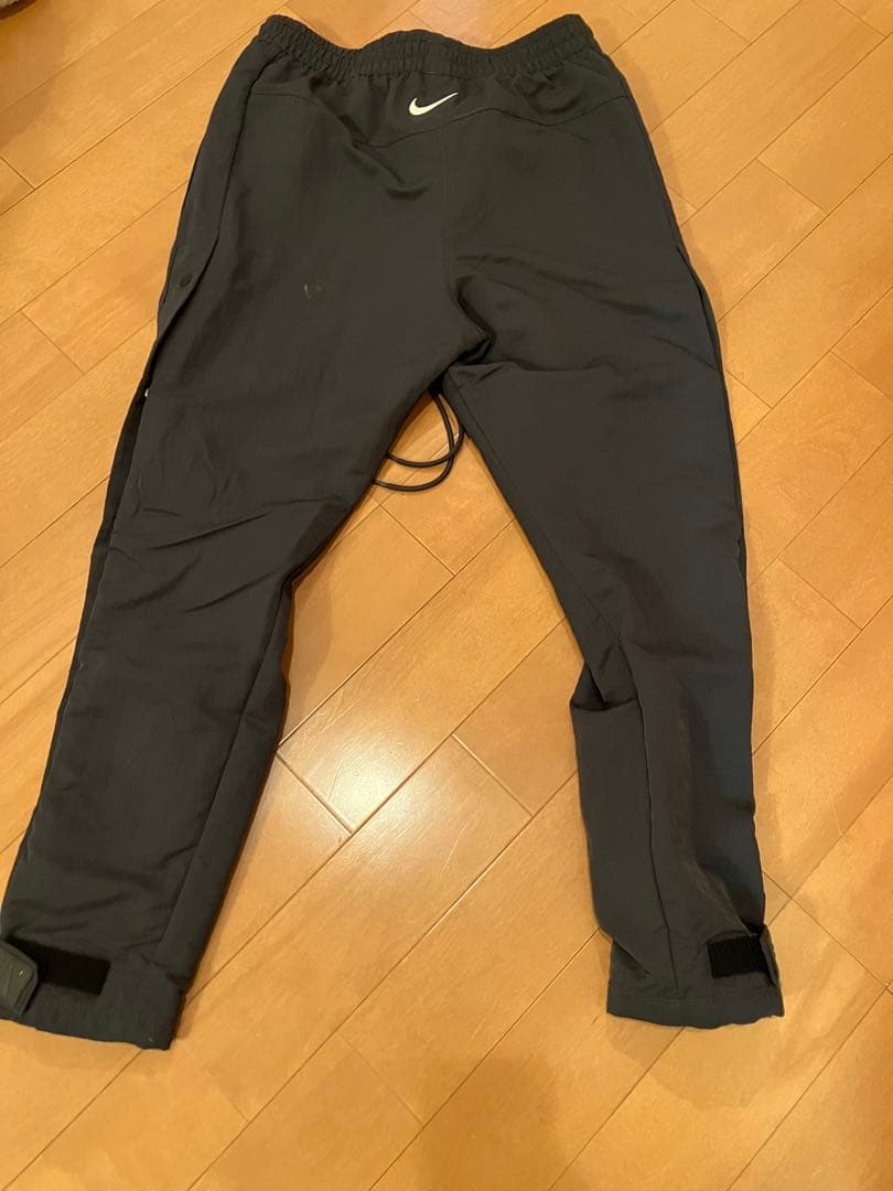 ナイキ　フィアオブゴッド　コラボ　ウォームアップパンツ　黒M