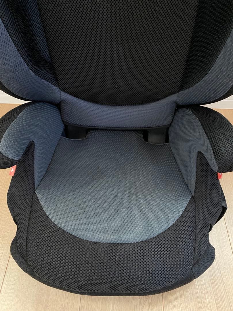 Aprica ジュニアシート エアライドAB ブラック