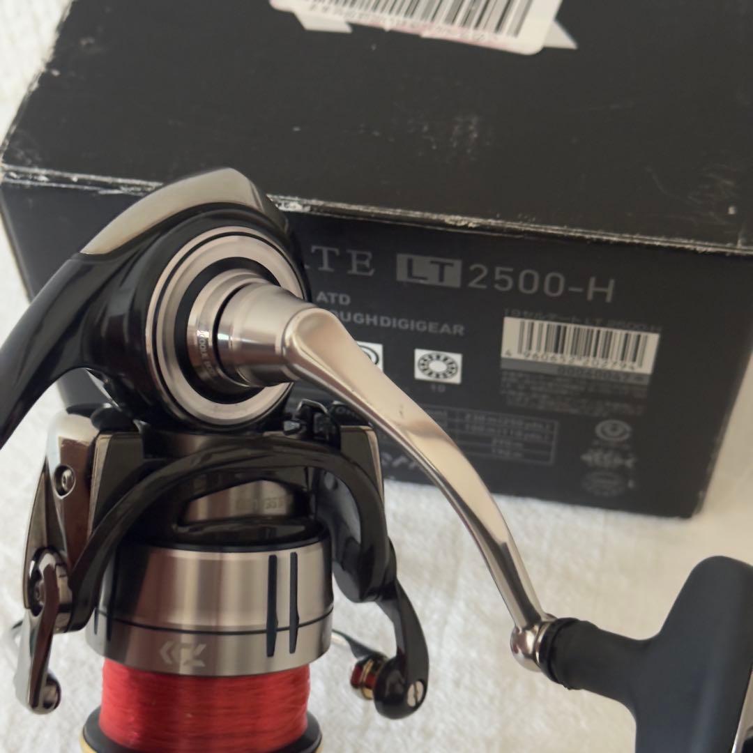Daiwa 19CERTATE LT2500-H スピニングリール