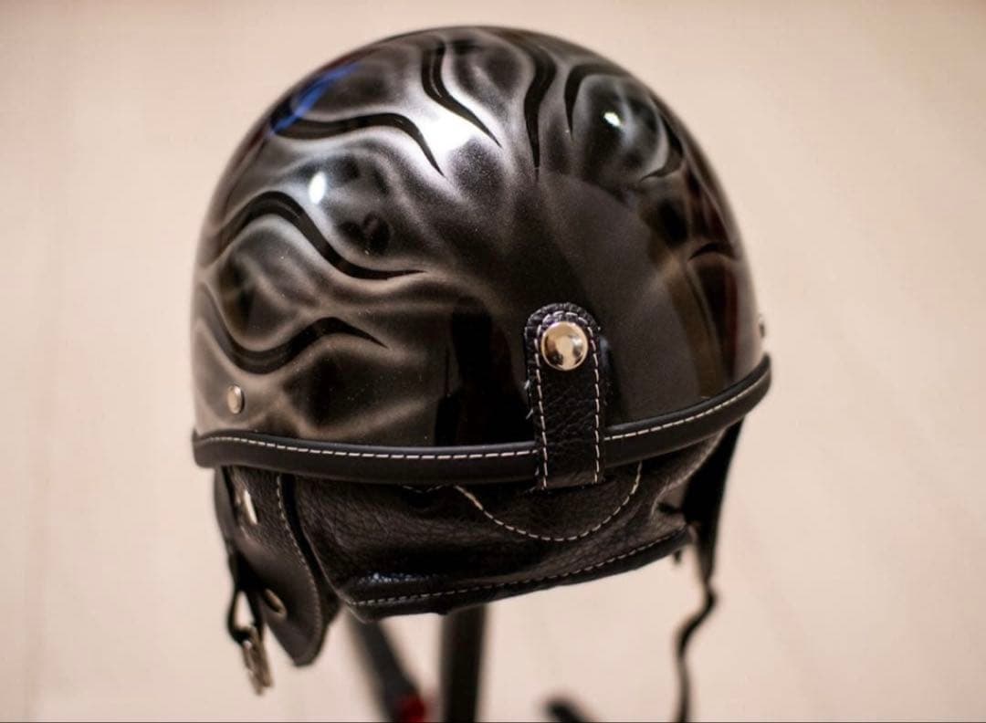 ショーティー　ポリヘル　ポリス　ヘルメット 黒、シルバーフレア