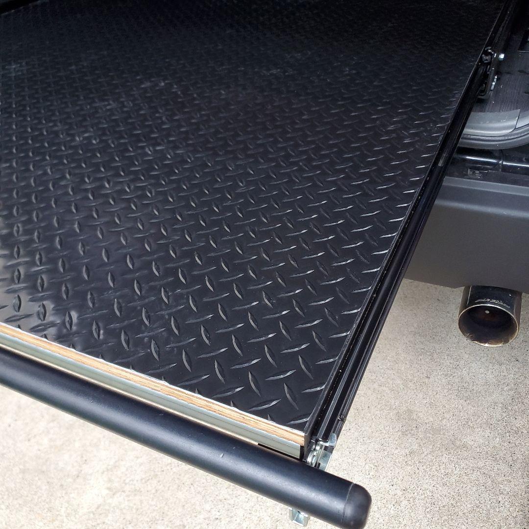 ハイエース スライドレール スライドフロア 9500様