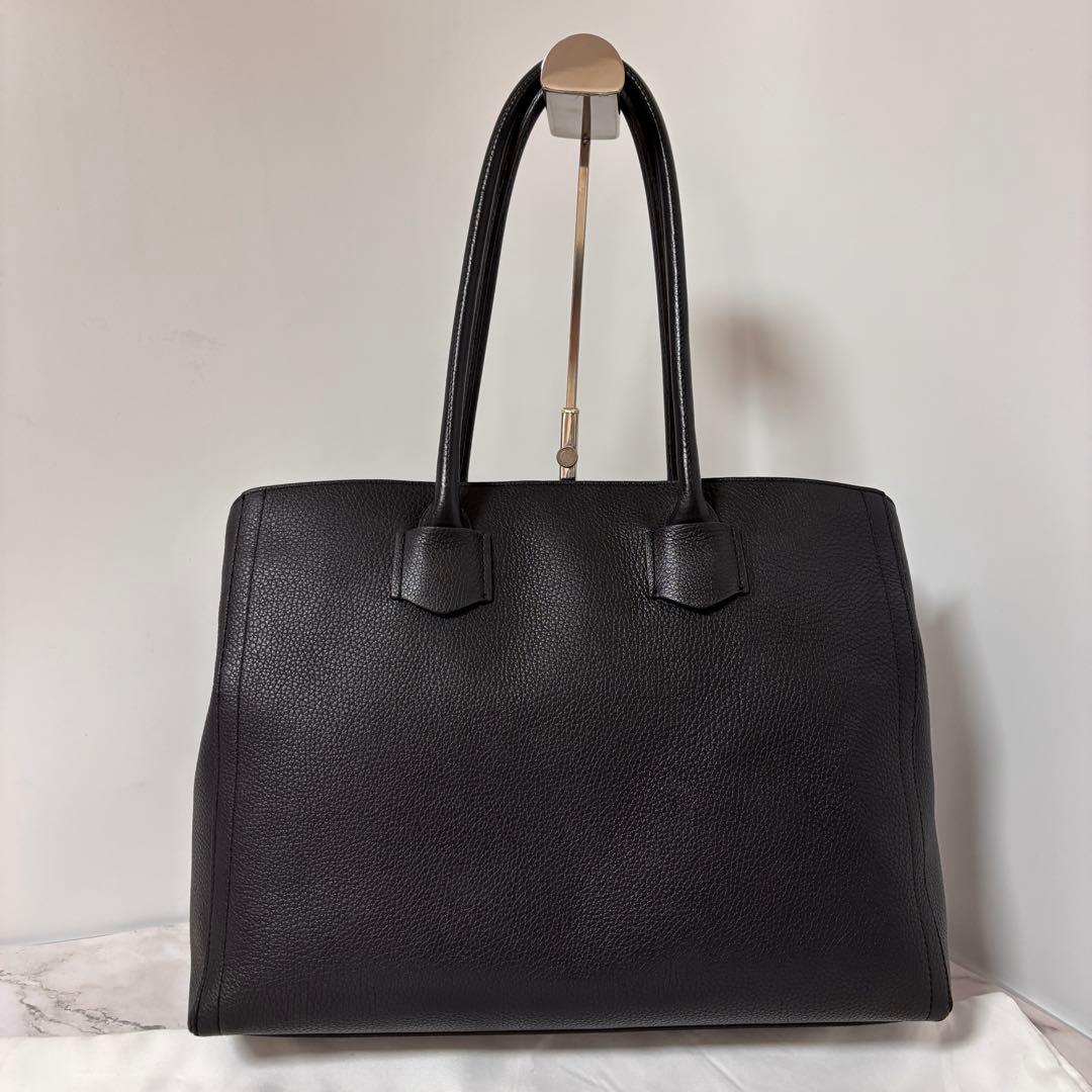 【美品】フルラ アルバ ビジネス トートバッグ レザー ブラック A4 PC可能