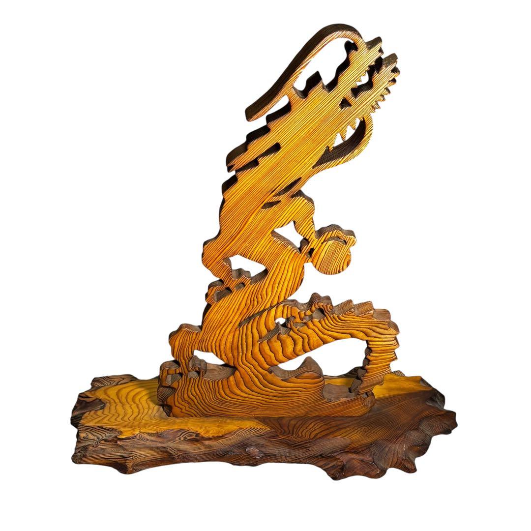 昇龍　木彫　龍　竜　縁起物　置物　インテリア　ドラゴン　木製　オブジェ