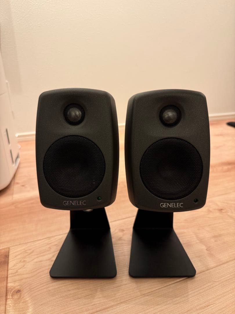GENELEC 8010A スタジオモニター&純正オプションスタンドペア