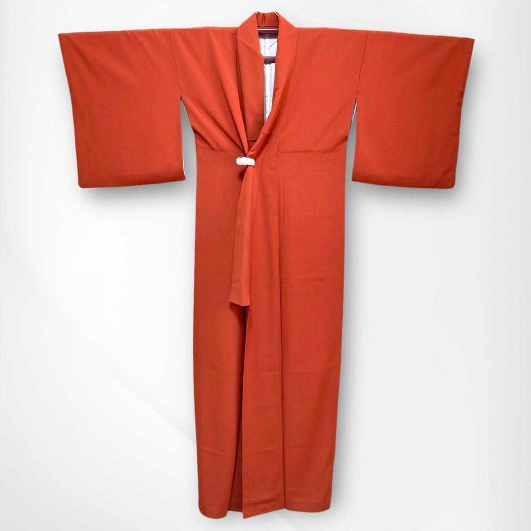 【良品✨】東レシルック　洗える着物　色無地　黄みの赤色　紋付　手縫い仕立て　D1