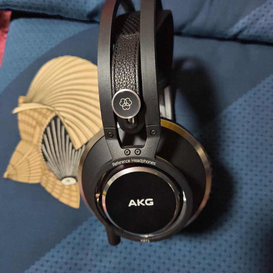 新品同様　AKG K872 マスターレファレンスヘッドフォン　おまけ有り