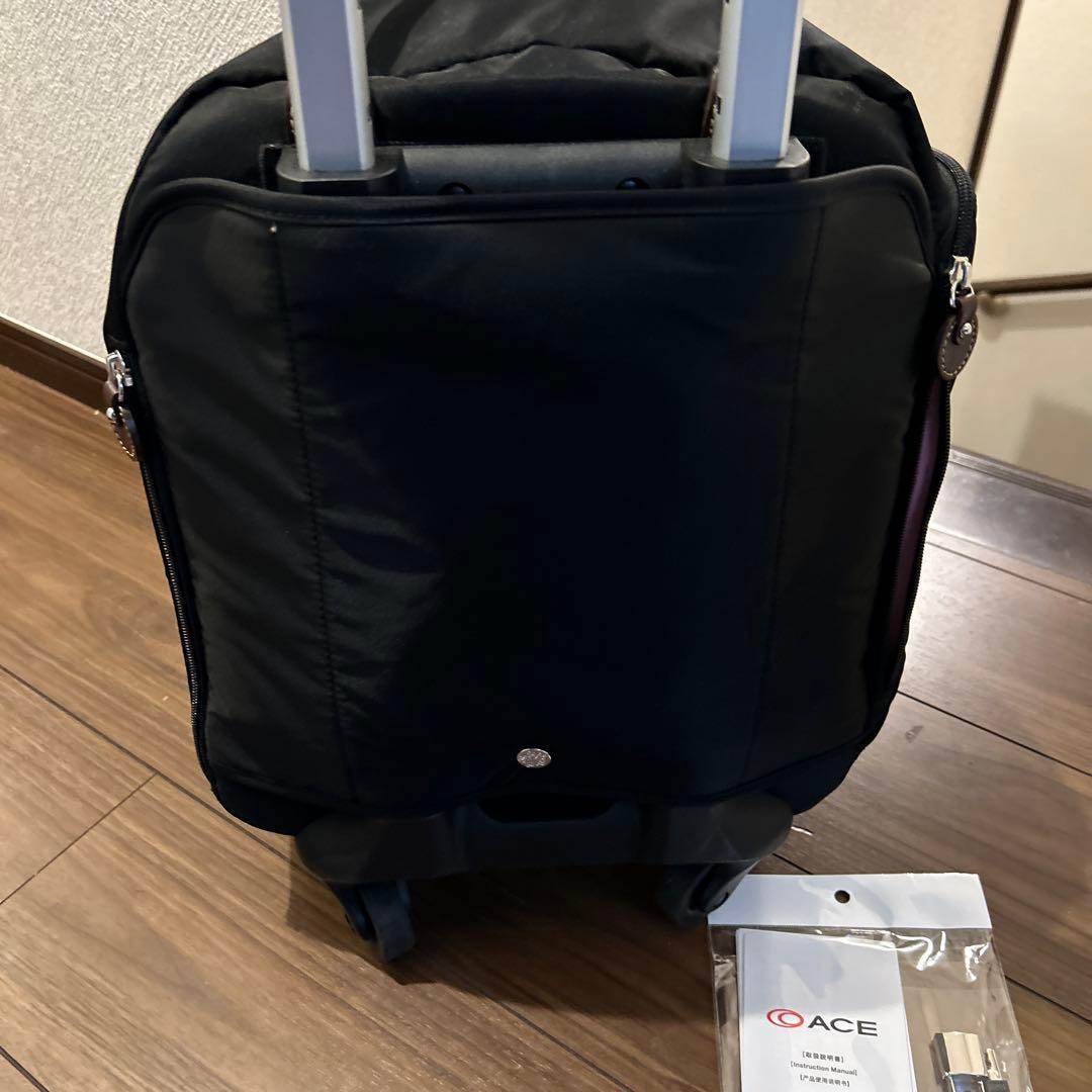 美品　カナナプロジェクト　キャリーケース　キャリーバック　黒　4輪　鍵