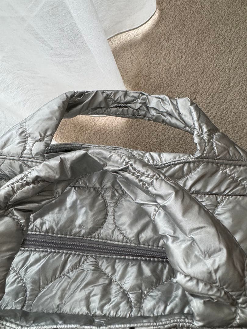 ARCHIVIO シルバー キルティングバッグ