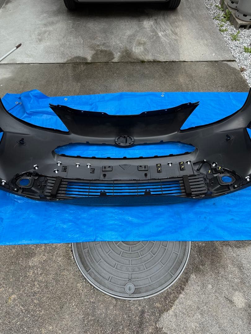 ヤリスクロスZアドベンチャーFバンパー&Rバンパーロアカバー