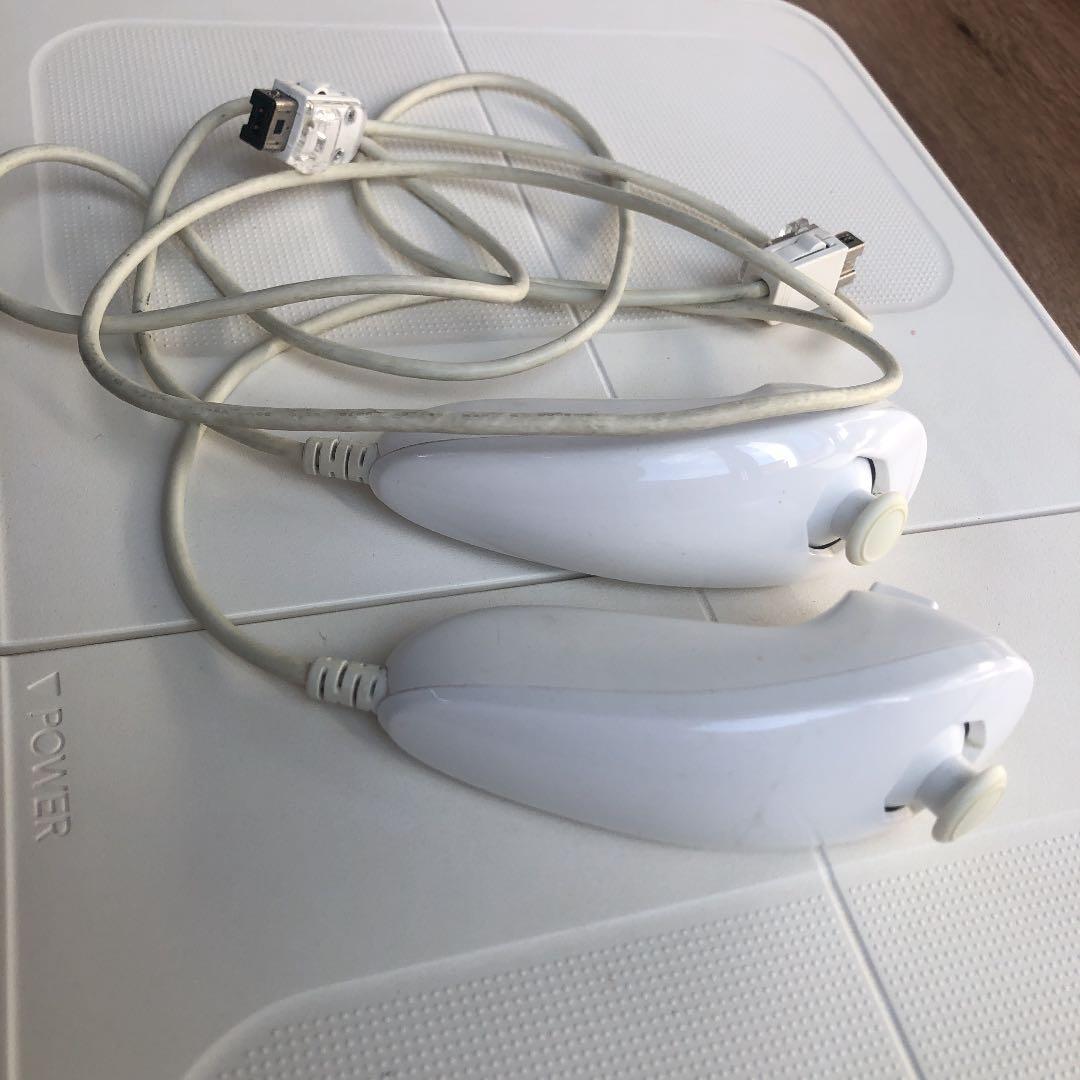 Nintendo Wii 本体&Wii Fit&マリオカート セット