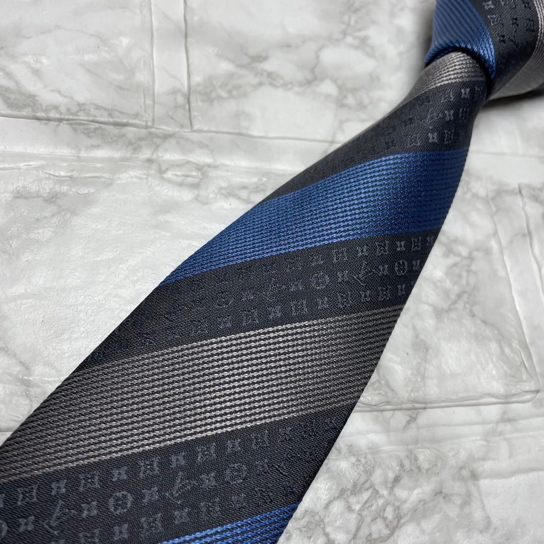 現行タグ　ルイヴィトン　LOUIS VUITTON ネクタイ　モノグラム