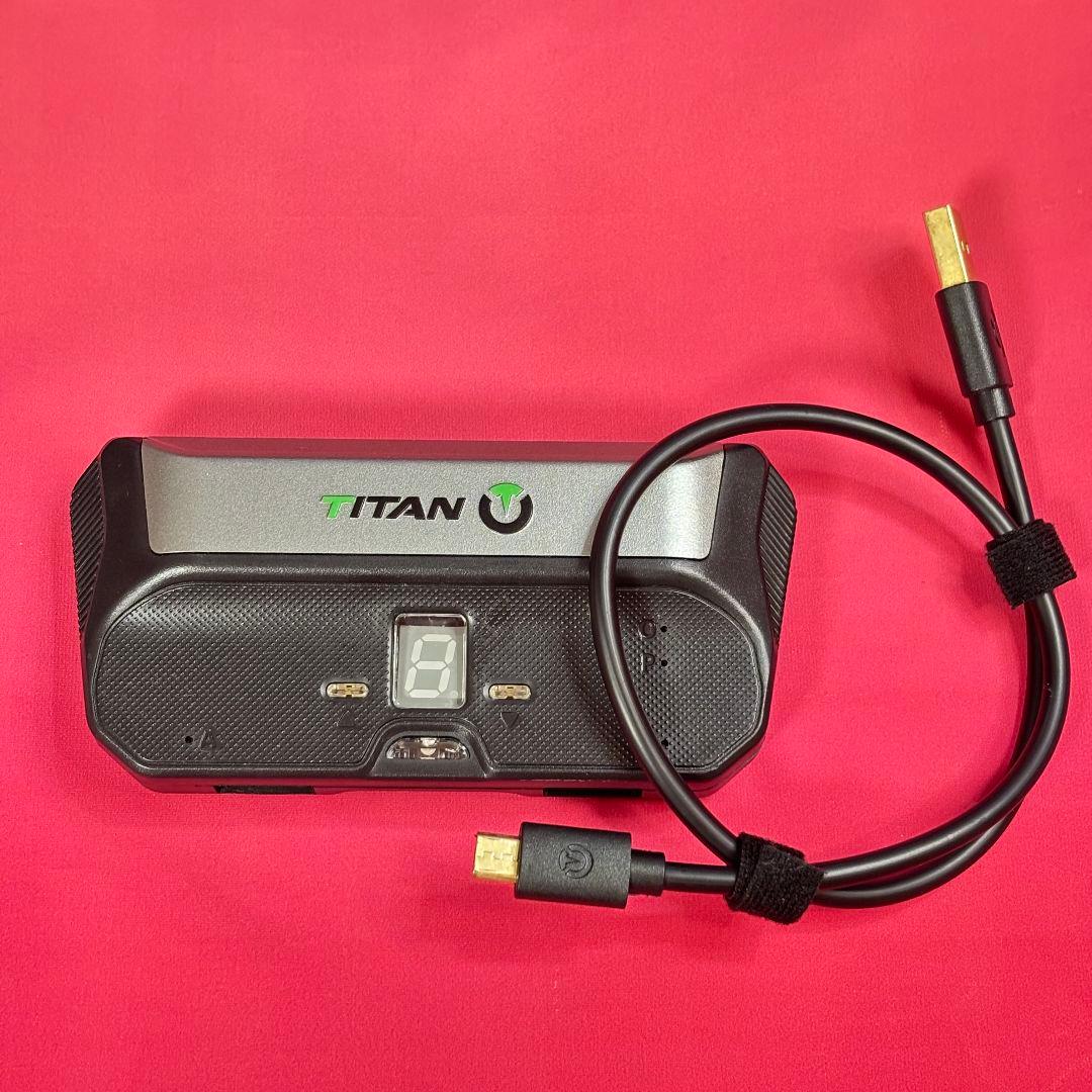 TITAN TWO タイタンツー