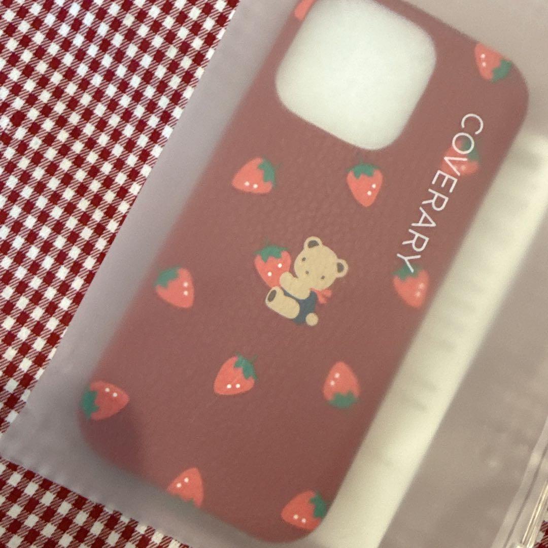 【新品.未使用】♡ファミリア限定　カスタマイズスマホケース　いちご　16pro♡