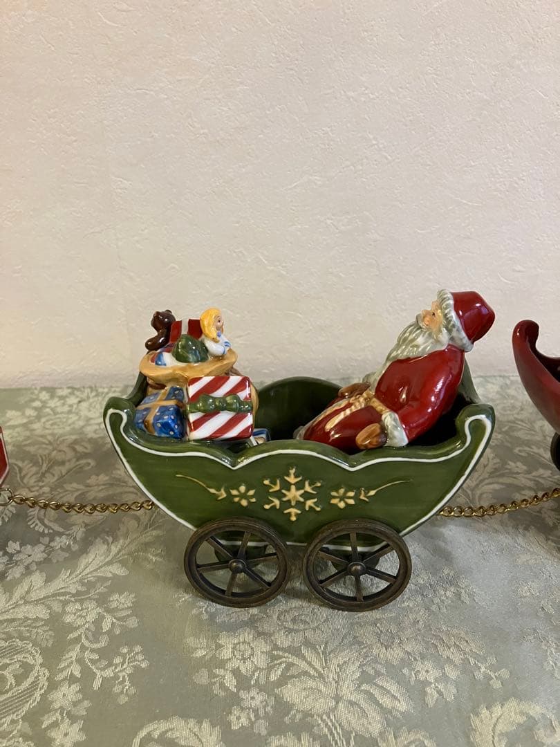 ビレロイ&ボッホ クリスマス　フィギュリン