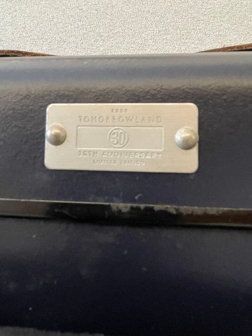 【車輪に難あり】グローブトロッター　スモールキャリーオン　ネイビーxブラック