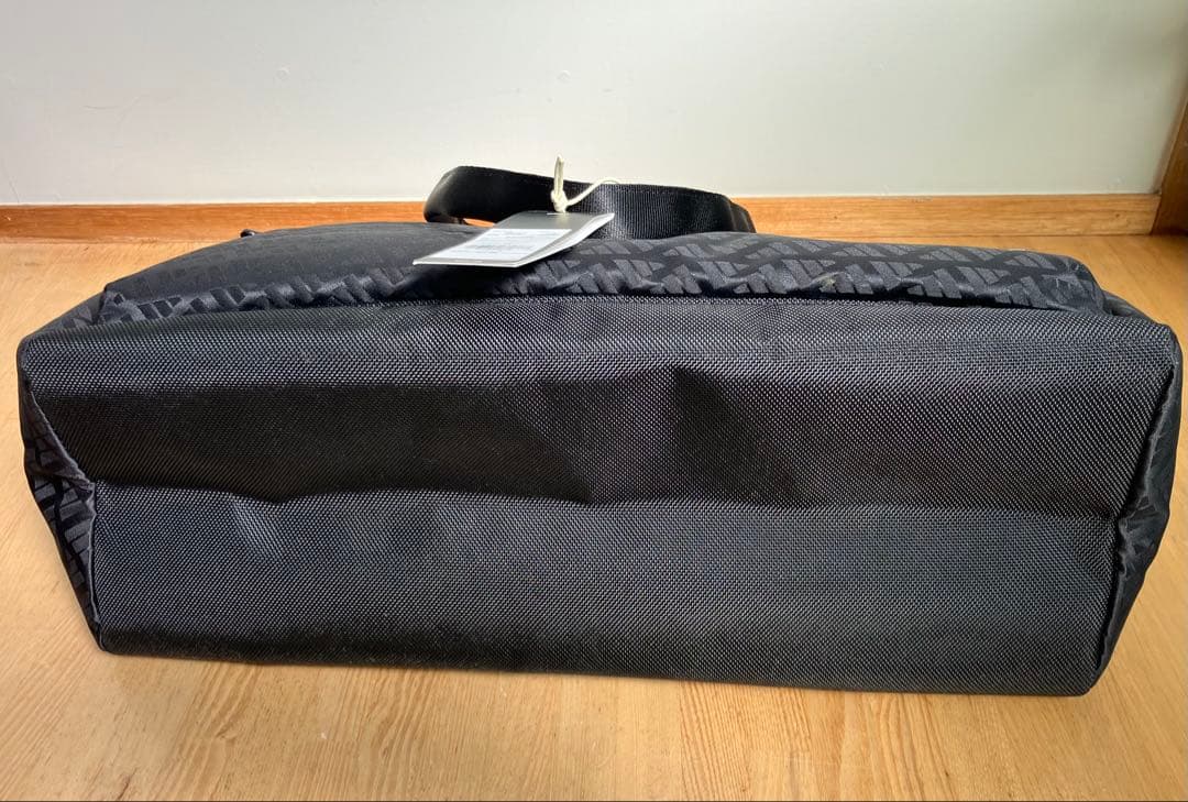 新品　アディダス　シューズケース付き モノグラム トートバッグ　ボストンバック