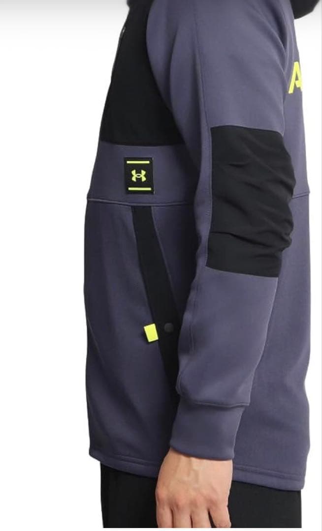 UNDER ARMOURUAパフォーマンス ニット ハイブリッド ジャケット