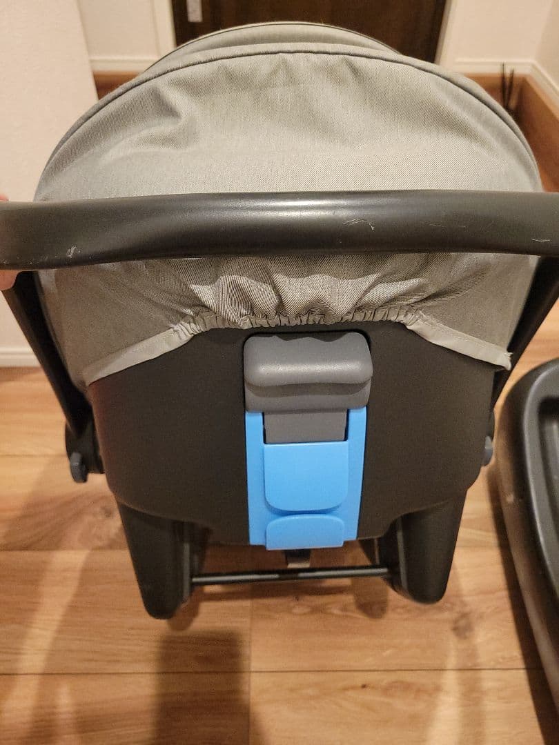 Joie ジョイー ベビーシート i-snug アイスナグ、i-baseセット