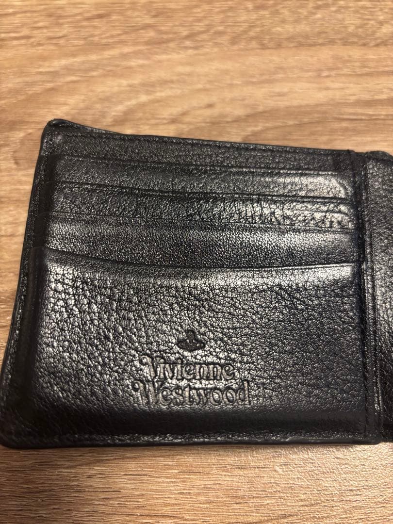 ヴィヴィアンウェストウッド 黒 二つ折り財布