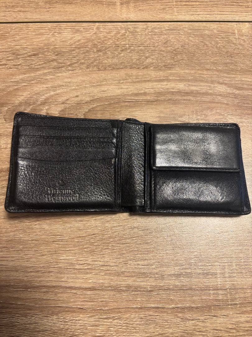ヴィヴィアンウェストウッド 黒 二つ折り財布