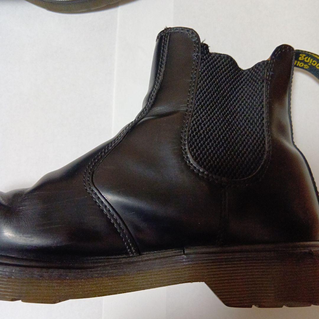 A ドクターマーチン チェルシーブーツ