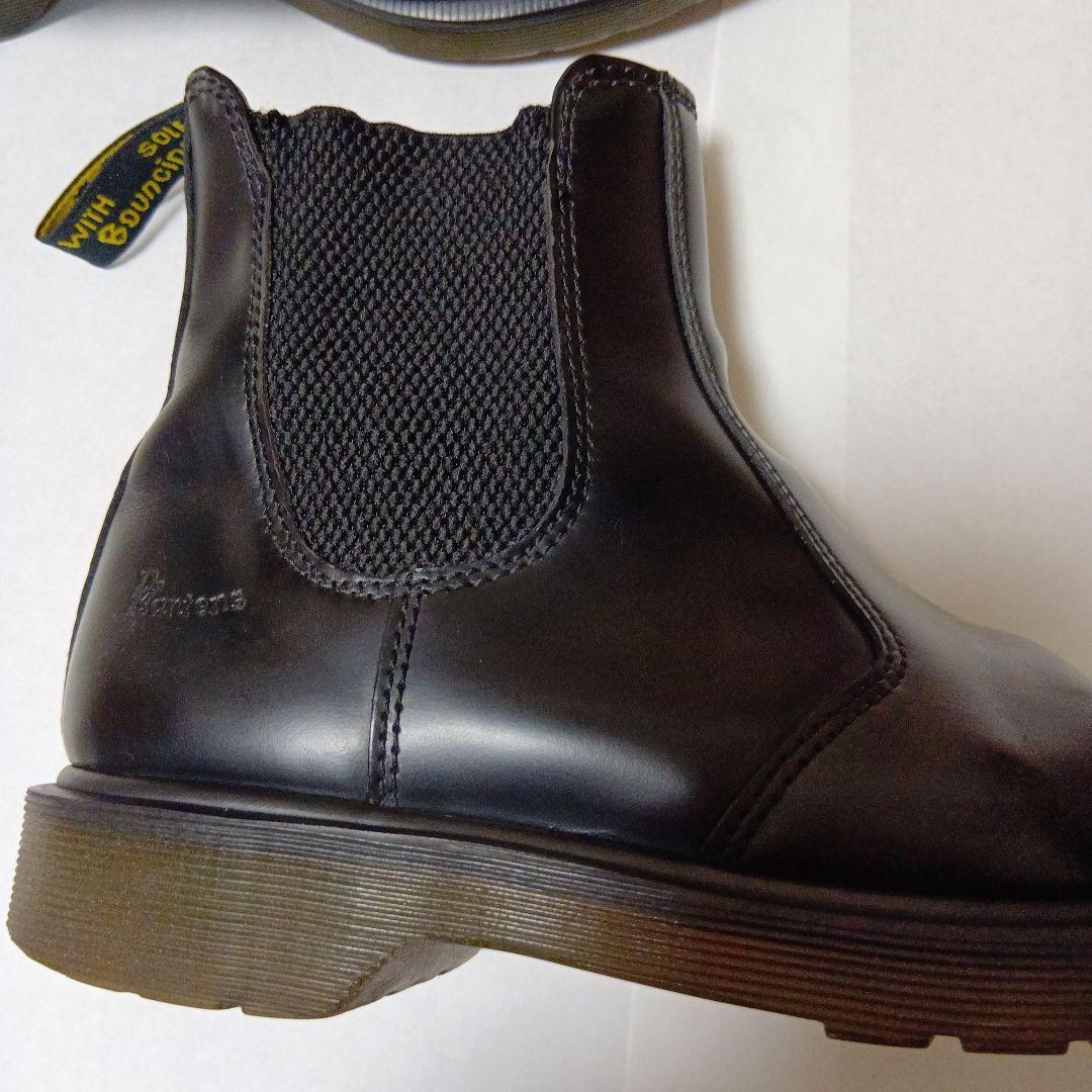 A ドクターマーチン チェルシーブーツ