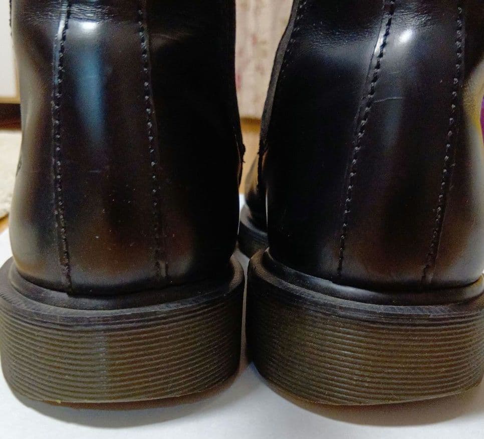 A ドクターマーチン チェルシーブーツ