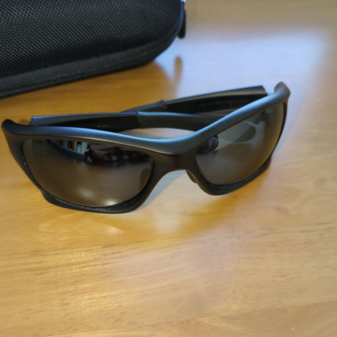 Oakley ブラック サングラス pit bull ケース付き