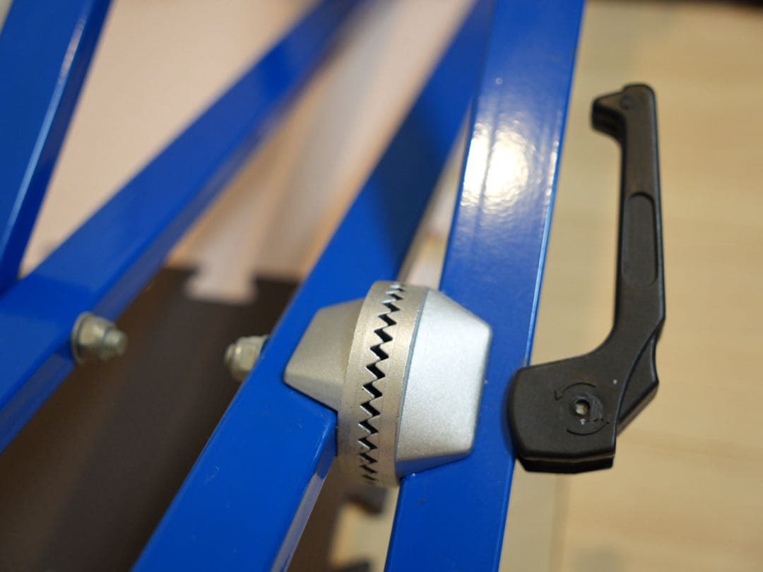 【THS】HOLMENKOL ワックススタンド&アイロンセット