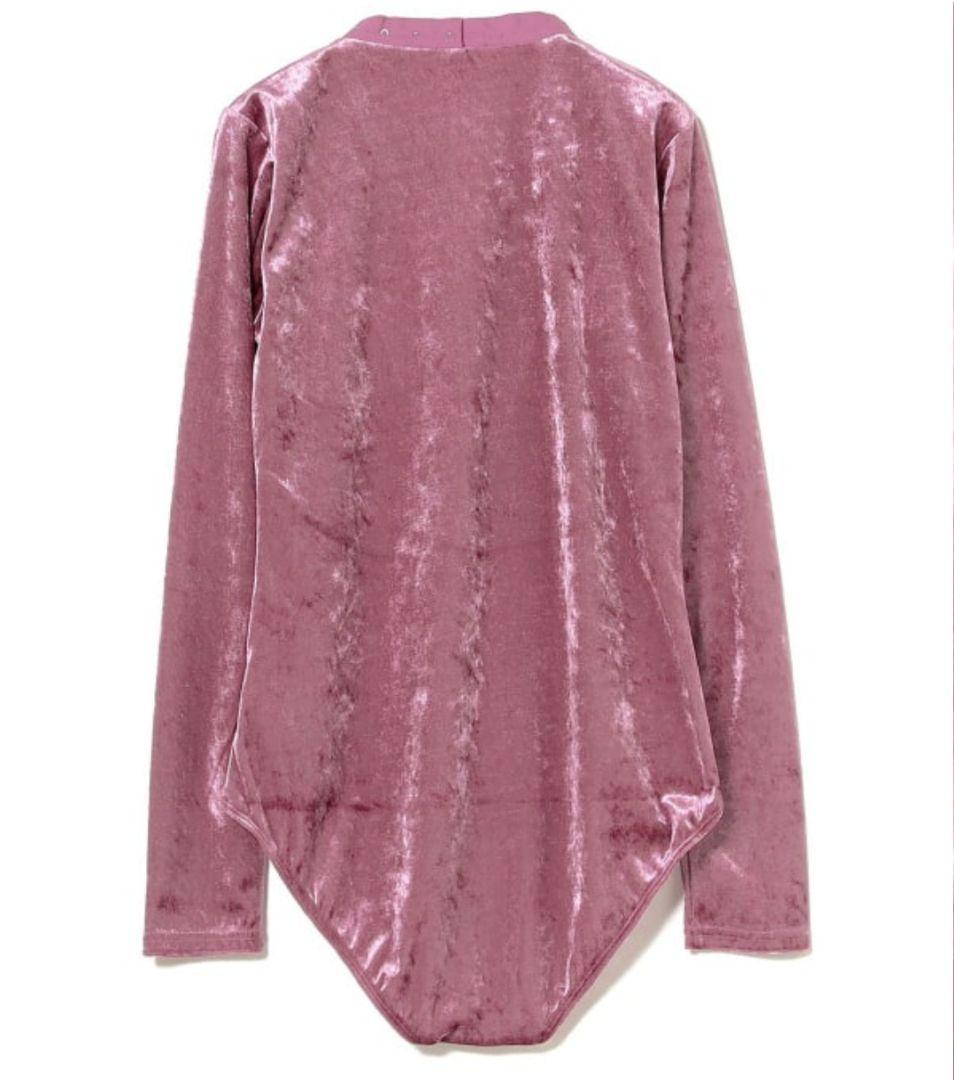 均一セール❗️新品♥Chika Kisada チカキサダ　ベロアトップス　ピンク