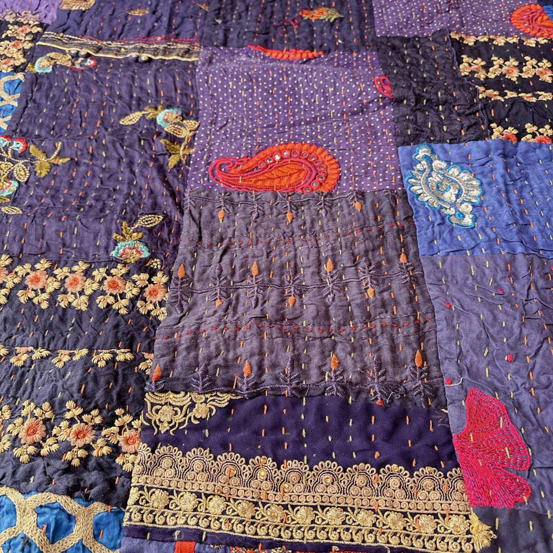 未使用❁大判　エンブロイダリー　ネイビー　パッチワークカンタキルトマルチカバー