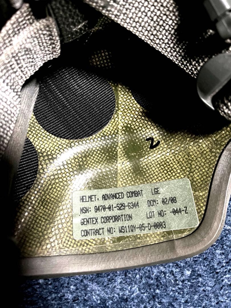 米軍実物 放出品 ACH ヘルメット & ブラケット&パット　カバー2点付き　L