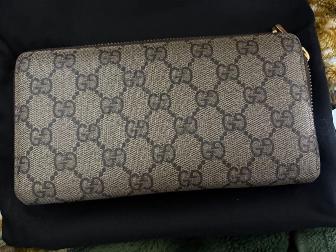 GUCCI グッチ 長財布 ばなにゃ 正規店にて購入